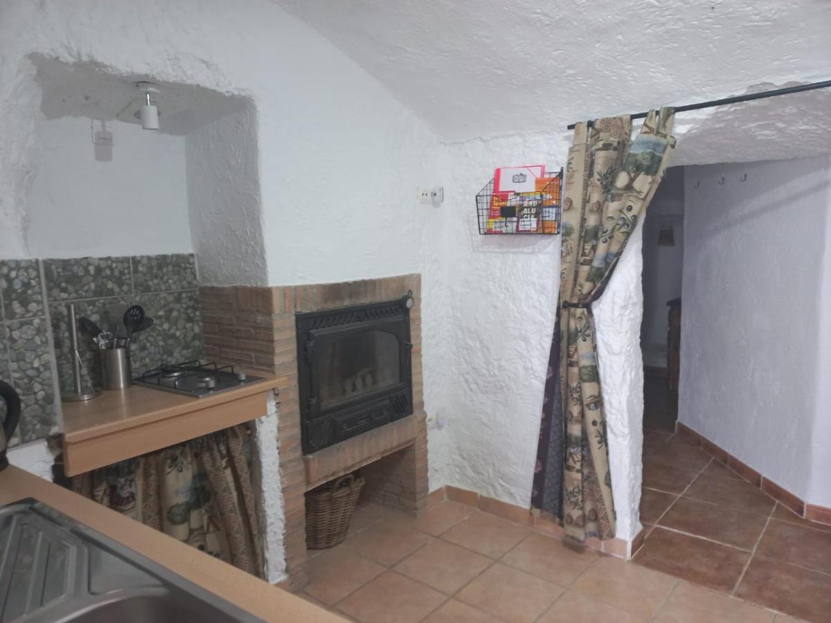 Cuevas Barrio Las Santas Huescar Exterior photo