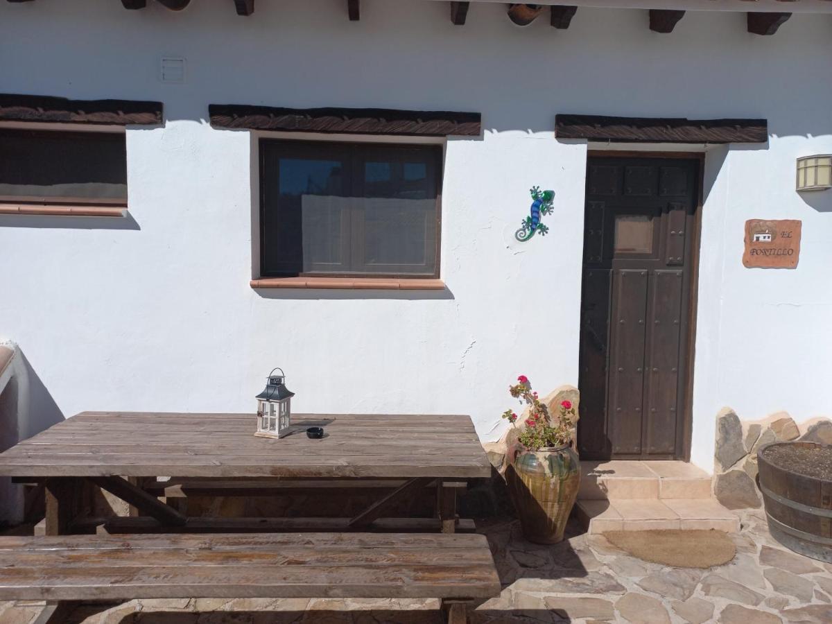Cuevas Barrio Las Santas Huescar Exterior photo
